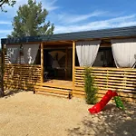 De Luxe M&d Biograd Na Moru