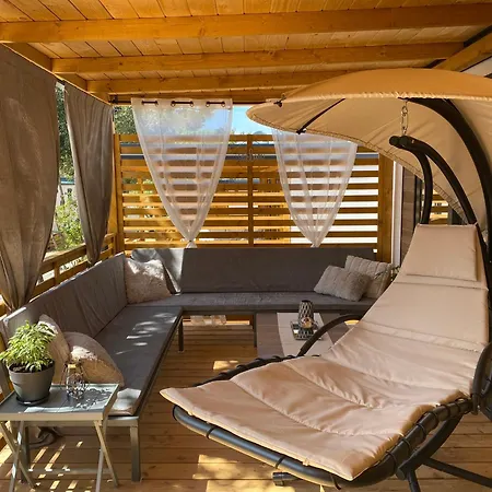 De Luxe M&d Biograd Na Moru