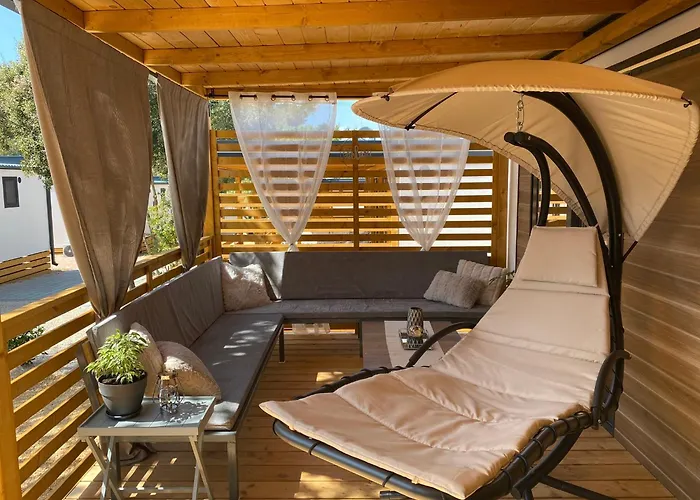 De Luxe M&d Biograd Na Moru