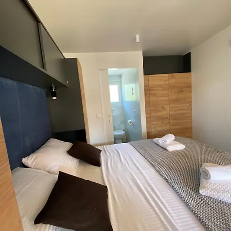 De Luxe M&d * Biograd Na Moru